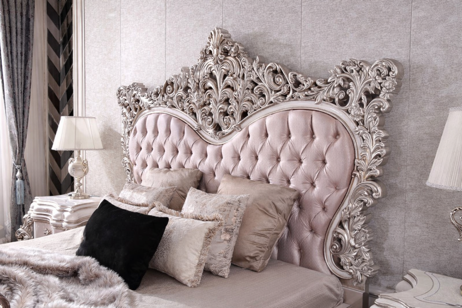 Luxury Antique King Size Bedroom Set – Premium Solid Teak Wood Furniture