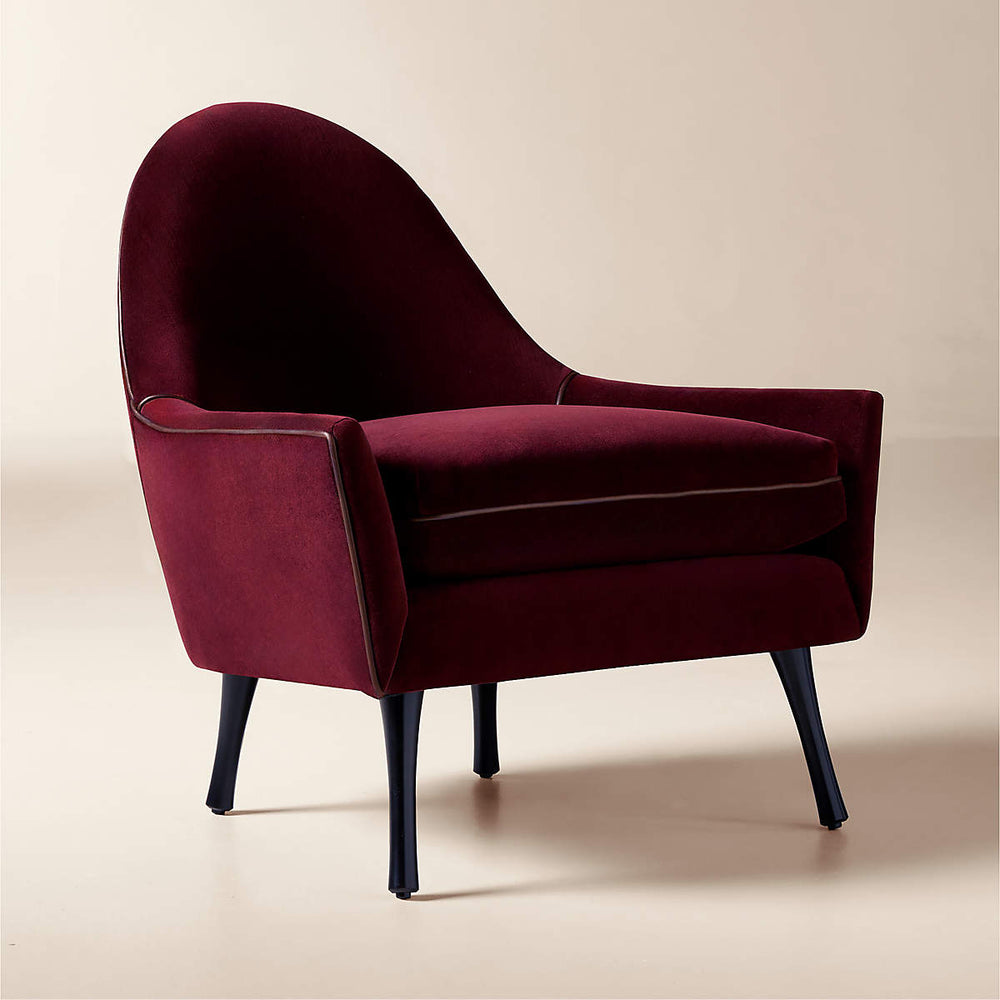 Premium accent seating chair with plush cushion