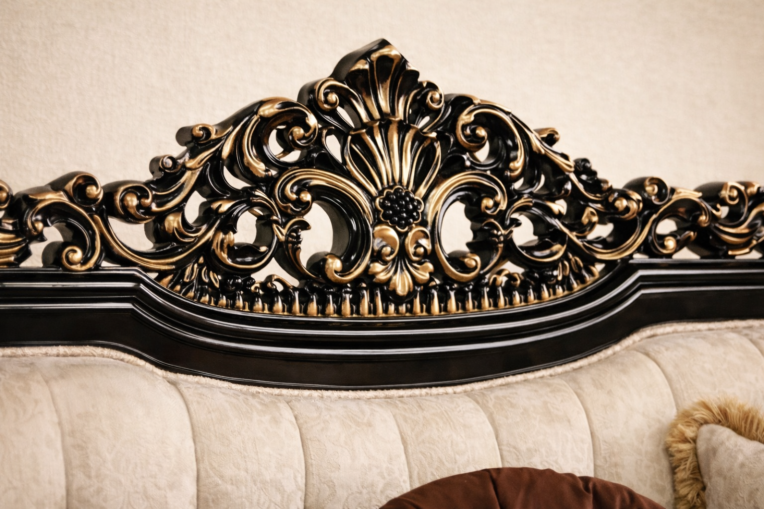 Versailles Royale 3 Seater Sofa – Noir Gold Edition