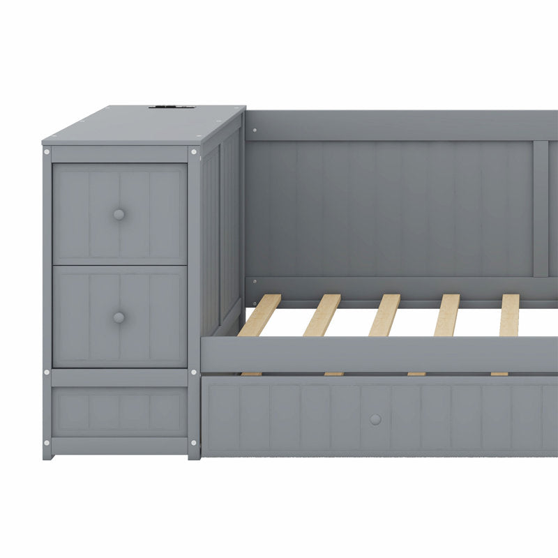 Wooden daybed with pull-out trundle
