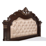 Traditional king size wooden bed design